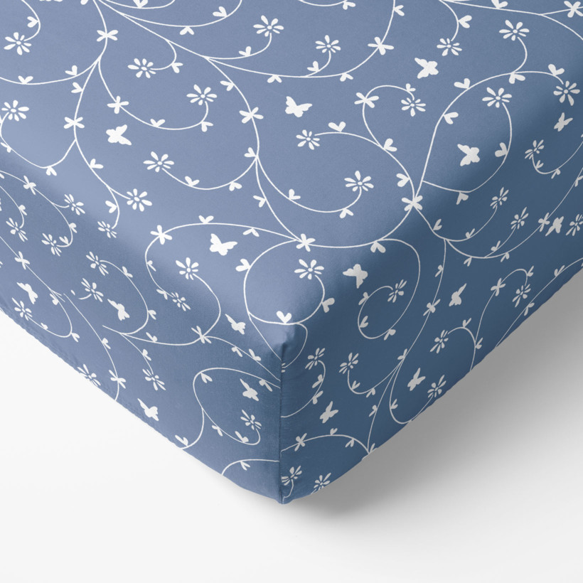 Cearceaf de pat 100% bumbac cu elastic - flori și fluturi pe albastru-gri