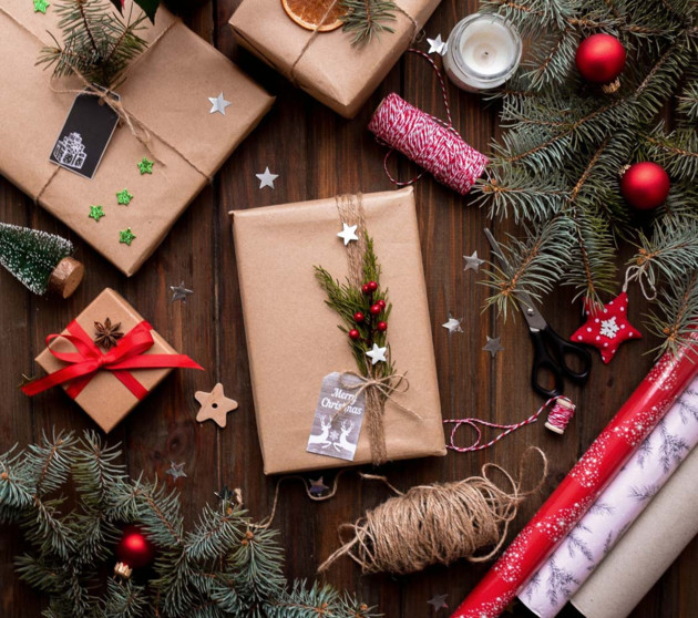 Crăciunul se apropie. Cumpărați în timp textile de casă și cadouri de Crăciun