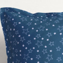 Față de pernă din bumbac cu tiv decorativ - model 016 - steluțe albe pe albastru