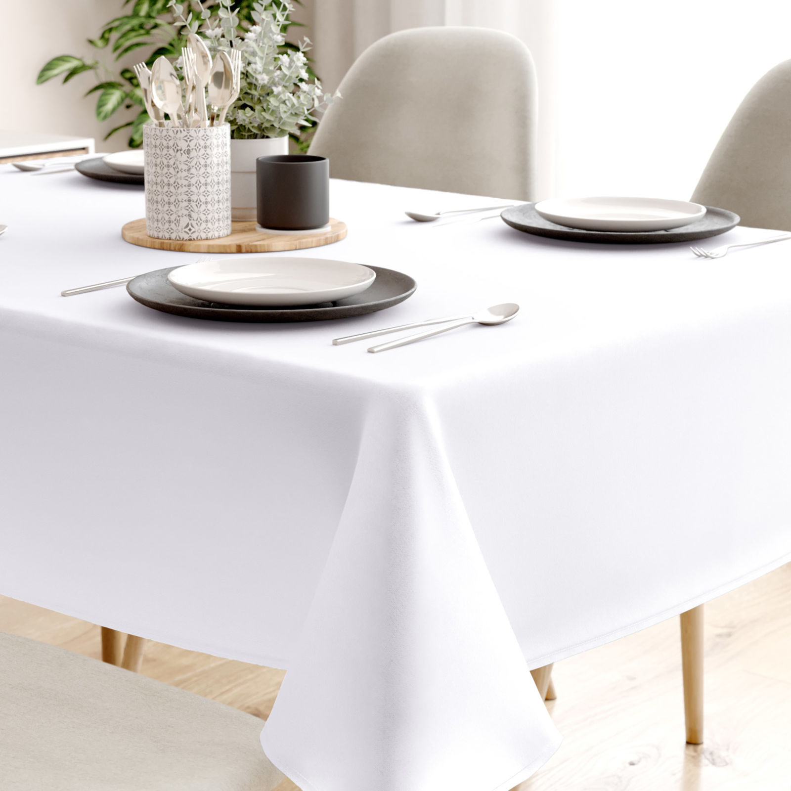 Față de masă decorativă Rongo Deluxe - alb cu luciu satinat