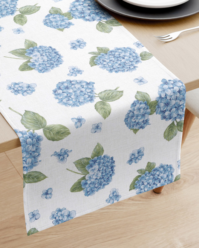 Napron de masă decorativ LONETA - flori de hortensie albastră