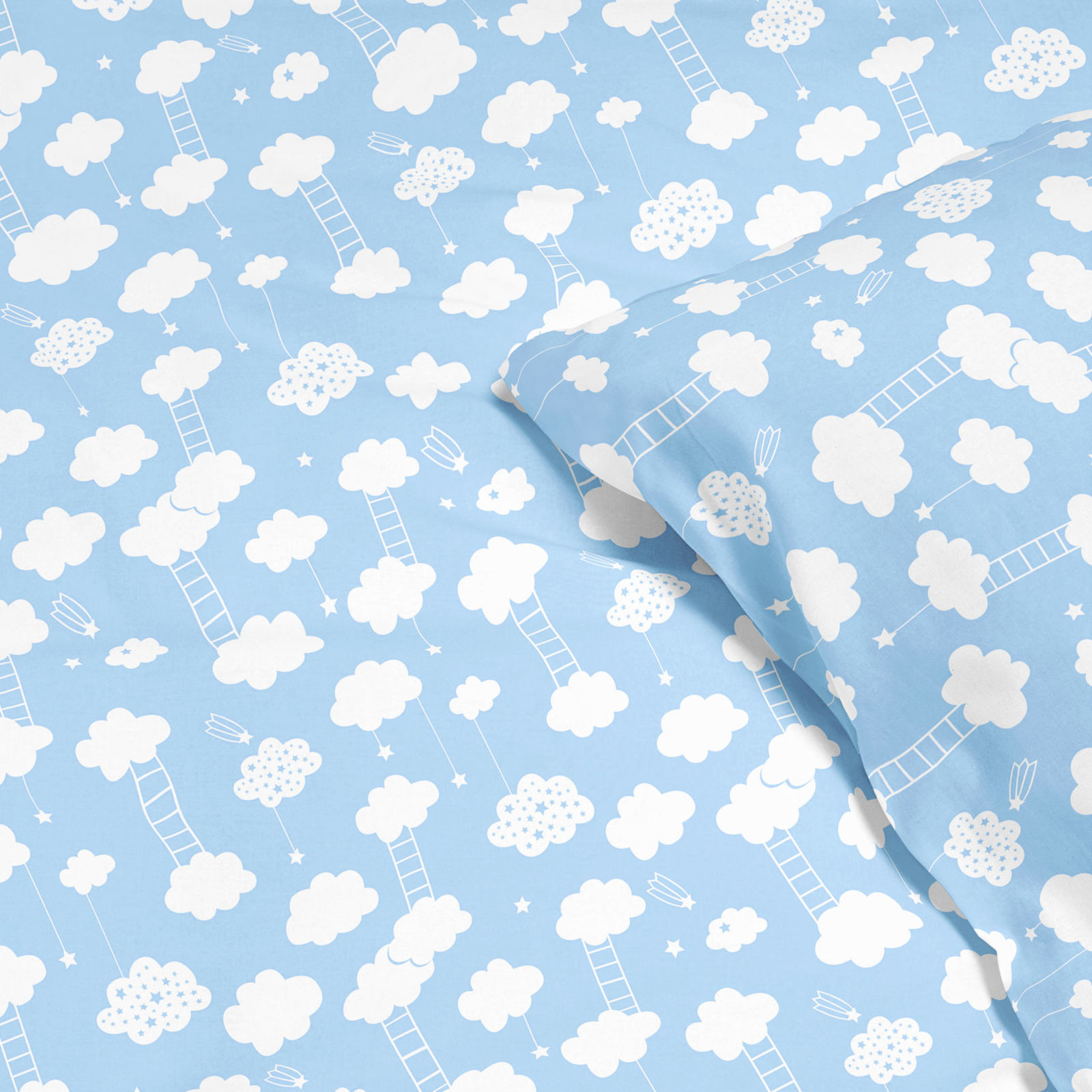Lenjerie de pat pentru copii din 100% bumbac - nori pe albastru deschis