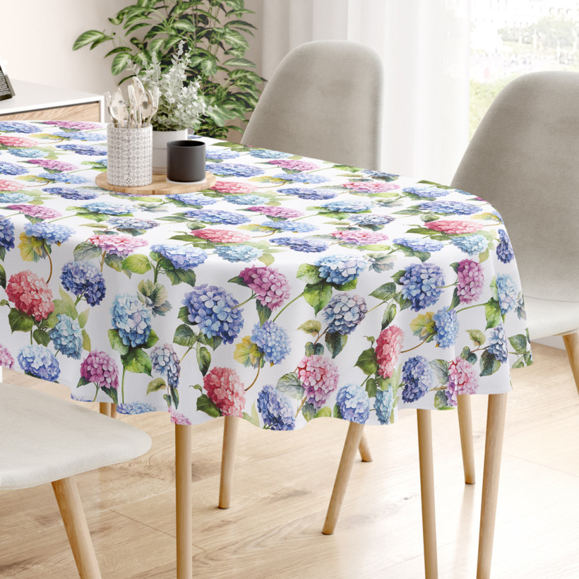 Față de masă decorativă LONETA - flori de hortensie - ovală